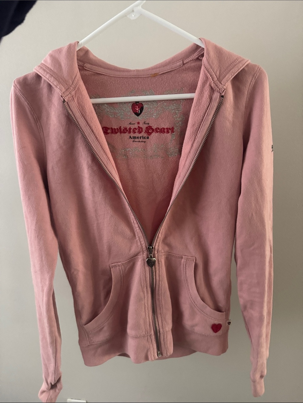 TWISTED HEART Women’s Pink Y2K Zip-Up Hoodie with rhinestone angel wings
